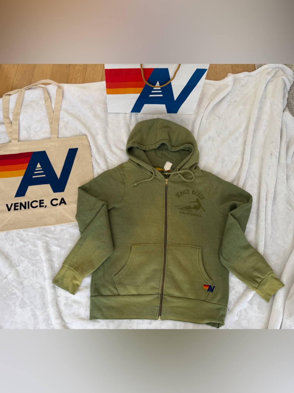 - - NWT Aviator Nation Venice Surfer Zip Hoodie  Faded Khaki Size Small